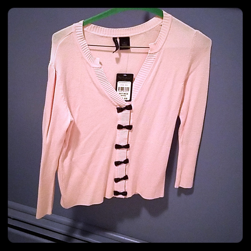 Lightweight pink sweater